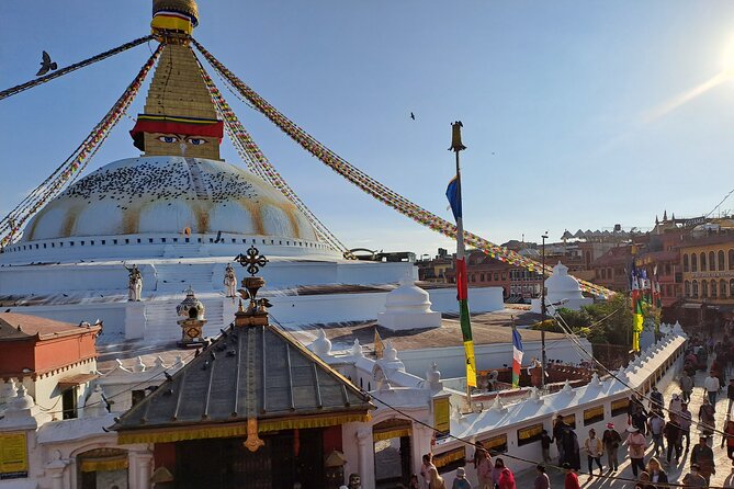 Kathmandu and Bhaktapur Cities Guided Tour - What this half-day tour is really trying to show you