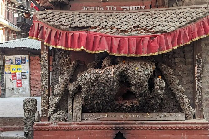 Kathmandu Durbar Square - Private/Small Group - The guides and their teaching style