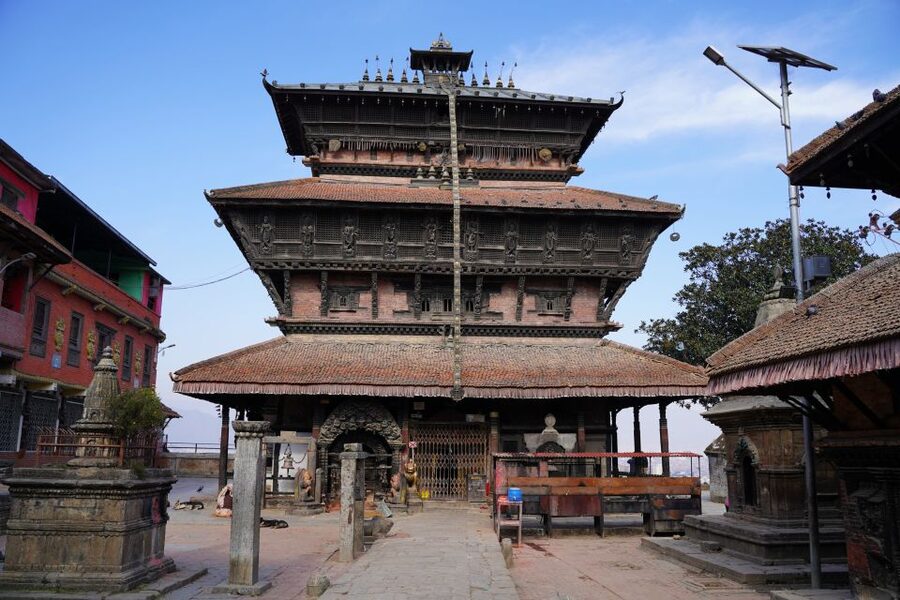 Kathmandu: Full-Day UNESCO Sightseeing Tour with Transfers - Lunch at 1:00 PM: A practical pause in the middle