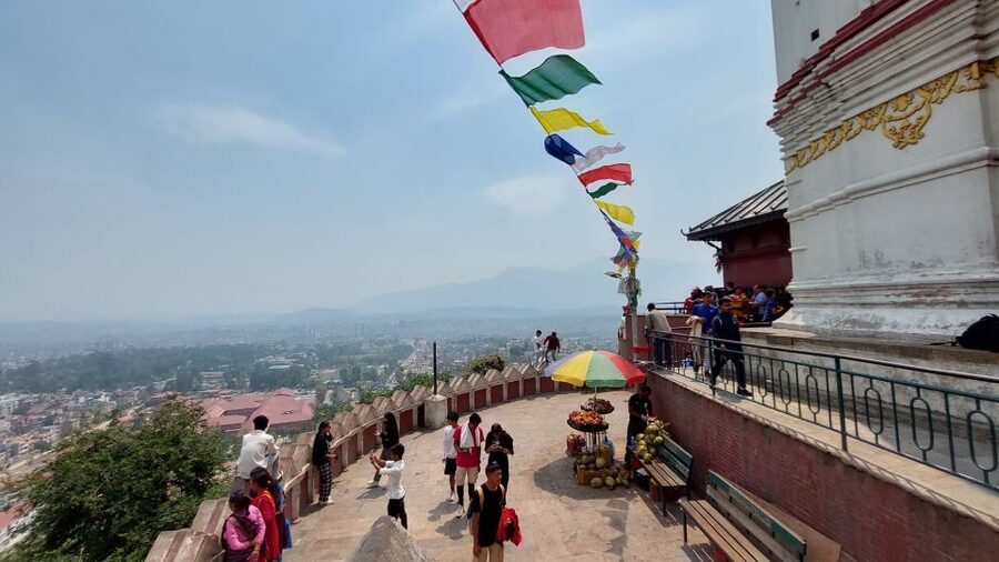 Kathmandu: Guided Walking Tour of Thamel Neighborhood - Kathmandu Durbar Square and its carved wooden details