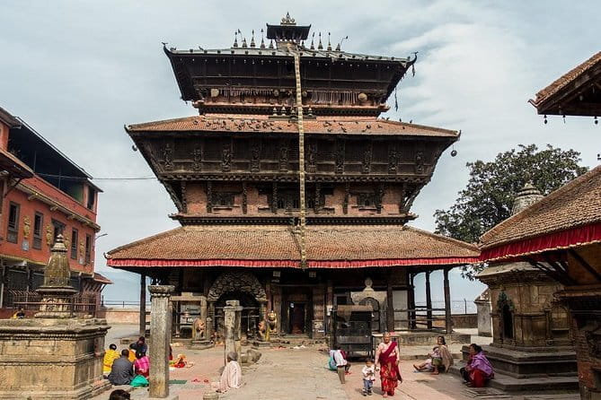 Kathmandu Heritage Tour (Full Day) - Sujan’s guiding style and language options
