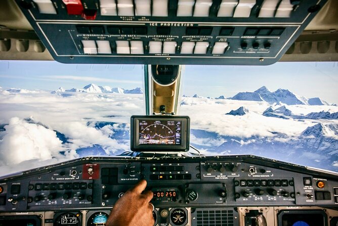 Kathmandu: Mount Everest Scenic Tour by Plane with Transfers - The 5:30 AM hotel pickup in Kathmandu