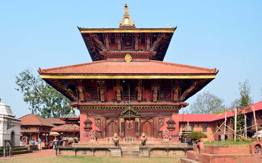 Kathmandu: Nagarkot Sunrise and Hike Tour to Changu Narayan - The 12-kilometer walk through villages and forest