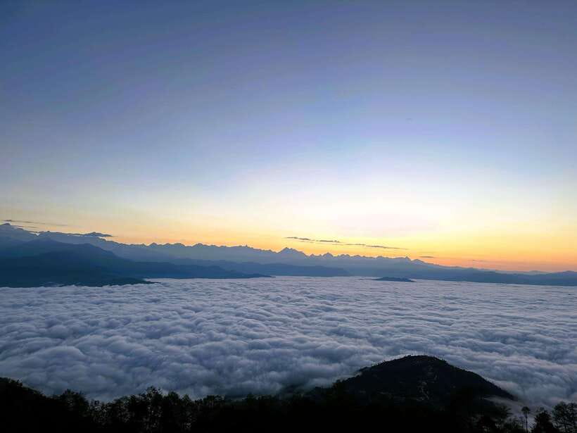 Kathmandu: Nagarkot Sunrise & Hiking to Changunarayan - From Thamel to Nepal’s ancient hilltop temple