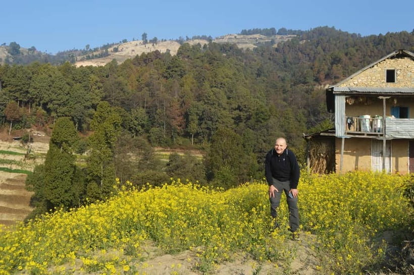 Kathmandu: Nagarkot Sunrise & Hiking Trip - Waiting for sunrise at Nagarkot View Tower