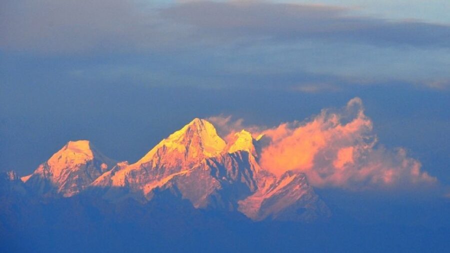 Kathmandu: Nagarkot Sunrise, Mt. Everest Himalayas View Tour - Guide quality can shape the whole morning