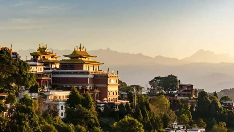 Kathmandu: Overnight Monastery Retreat with Guided Hike - Evening chanting, meditation, and dinner