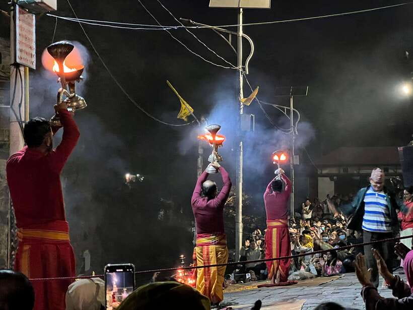 Kathmandu: Pashupatinath Evening Aarati Tour Private/Group - What to bring and how to prepare