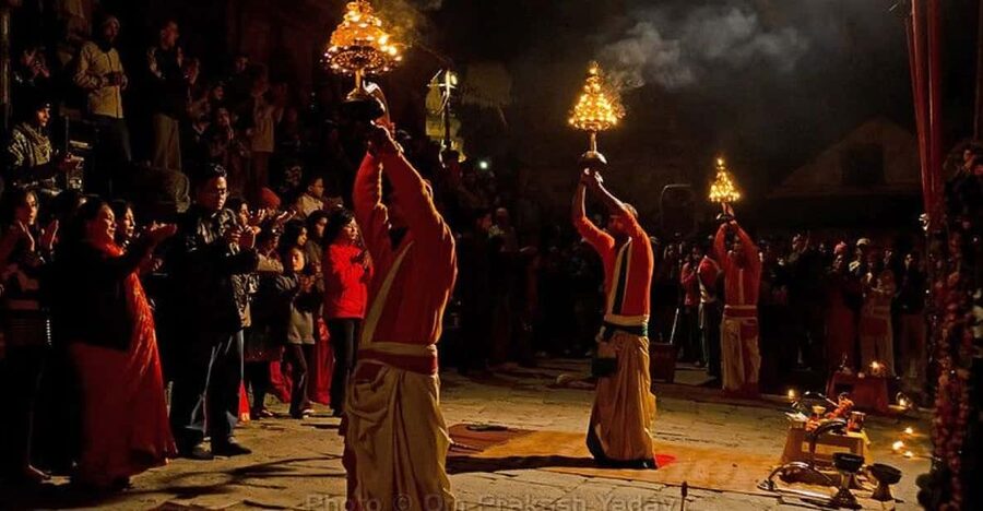 Kathmandu: Pashupatinath Temple Aarti Night Tour - Key points to know before you book