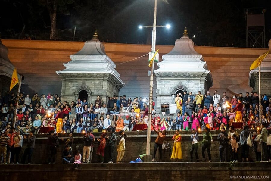 Kathmandu: Pashupatinath Temple Aarti Night Tour - Who should book this evening tour?