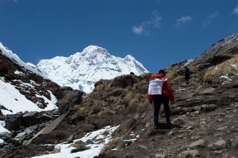 Kathmandu/Pokhara: 5-Day Annapurna Base Camp (ABC) Trek - Guides, porters, and the human side of the trek