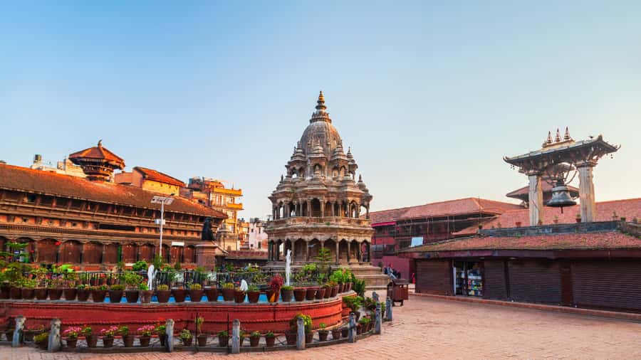 Kathmandu: Private Patan and Bhaktapur Sightseeing Tour - Driving to Bhaktapur, about 12 kilometers from Kathmandu