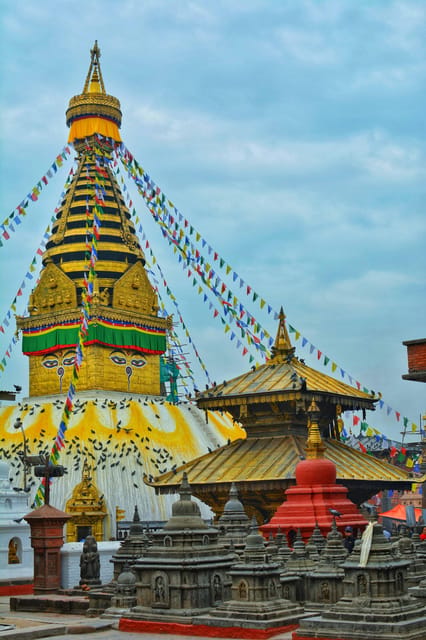Kathmandu's 7 UNESCO Heritage Gems: Private Full-Day Tour - The real cost: $40 plus 5,800 rupees