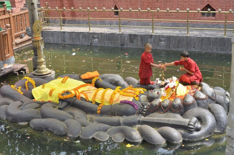 Kathmandu Sightseeing By Bus Day Trip - Pashupatinath Temple and the sacred Bagmati River