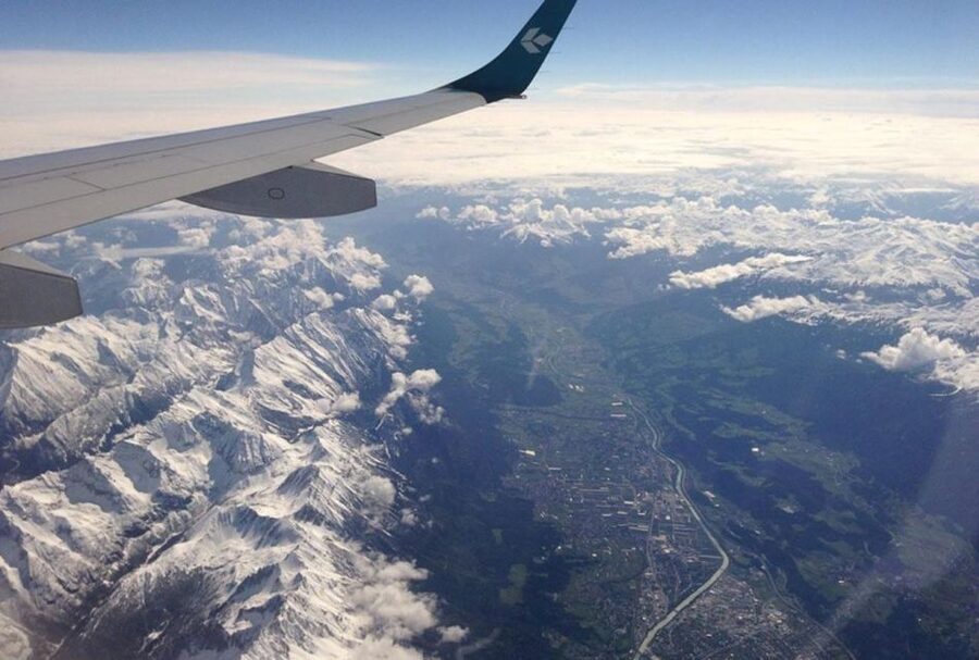 Kathmandu to Everest: Everest Scenic Mountain Flight Tour - Why this flight makes sense in Nepal