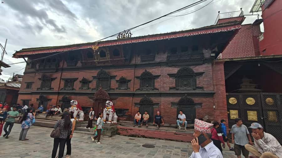 Kathmandu: UNESCO Heritage Site Private & Guided Tour - Kathmandu Durbar Square and the royal past