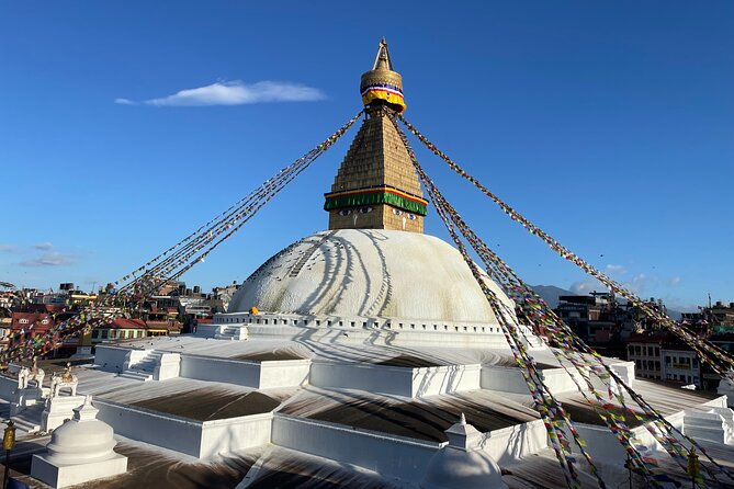 Kathmandu Valley Trek - Chisapani at sunrise: the strongest moment of the trip