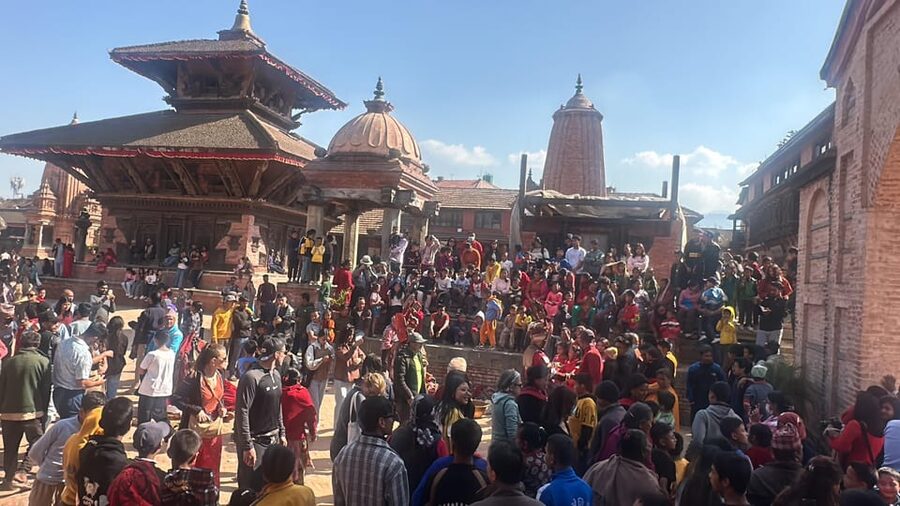Kathmandu Walk: Thamel, Basantapur, & Ason -Shop and Explore - Pace, group size, and practical planning