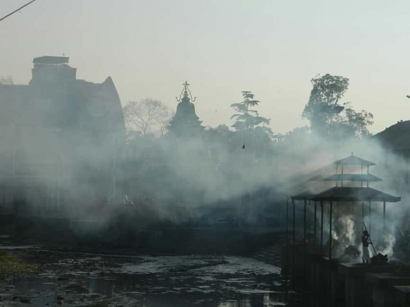 Katmandu: Pashupatinath Open Cremation & Evening Aarati - Walking toward Arya Ghat