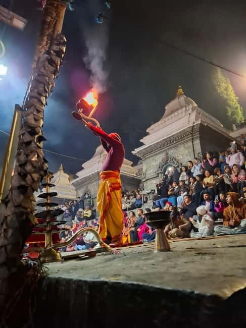 Katmandu: Pashupatinath Open Cremation & Evening Aarati - Pickup in Kathmandu and the short ride to the temple