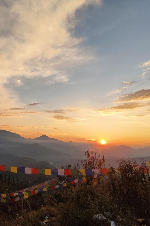 Live like Monk: Stay in the Nomobuddha Monastry - From Kathmandu to Dhulikhel, the easy first leg