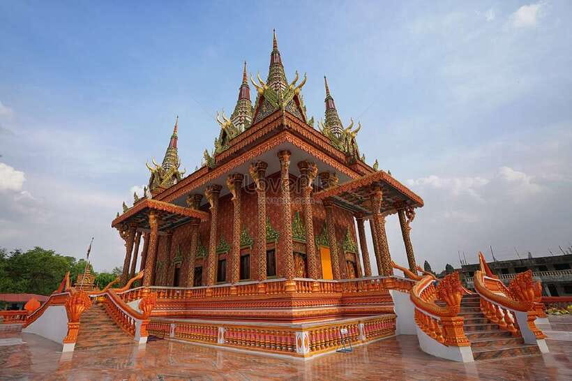Lumbini: Guided Day Tour to Buddha's Birthplace - Walking through the Sacred Garden