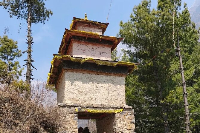 Manaslu Circuit Trek - 14 days of Himalayan Adventure - Day 7: Shyala to Sama Gaon