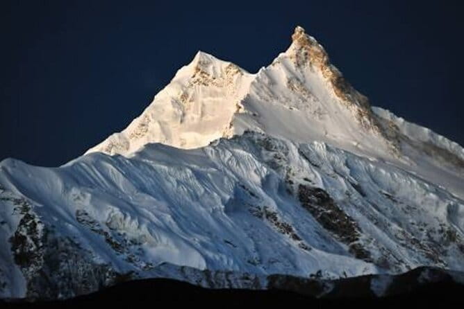 Manaslu Circuit Trek to the Beauty of 8th Highest Mountain - Day 4: Deng to Namrung and Tibetan-style villages