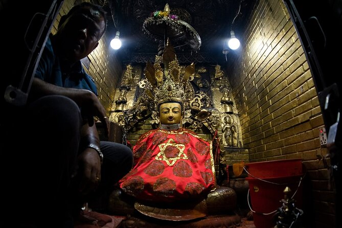 Monkey Temple - Swayambhunath Tour - Private/Small Group - Swayambhunath, the main reason to book