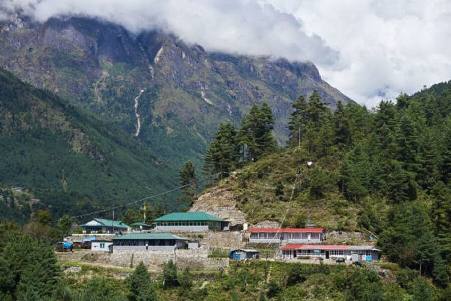 Mount Everest Panorama View Trek: Closest MT. Everest Hiking - Everest Base Camp and the Khumbu Icefall need clarification