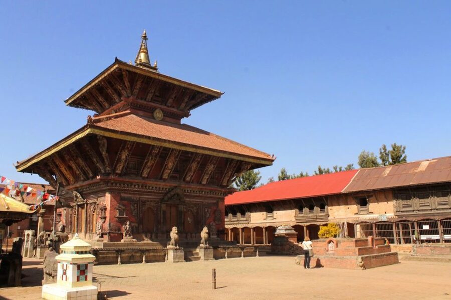 Nagarkot Sunrise With Changu Narayan and Bhaktapur Day Tour - Two hours among Bhaktapur’s old squares