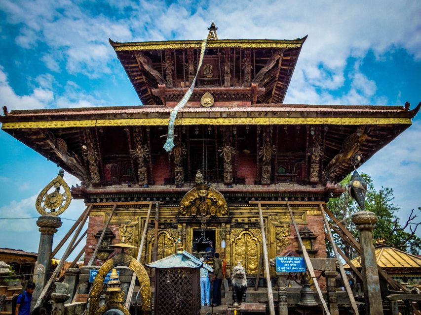 Nagarkot Sunrise With Trip To Changu Narayan and Bhaktapur - Bhaktapur’s brick lanes and Durbar Square