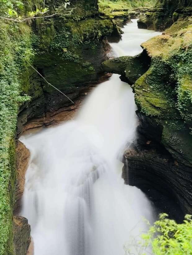 Nepal: 8 days Classic tour (Kathmandu, Chitwan & Pokhara) - Day 6: Pokhara’s caves, temples, and waterfalls