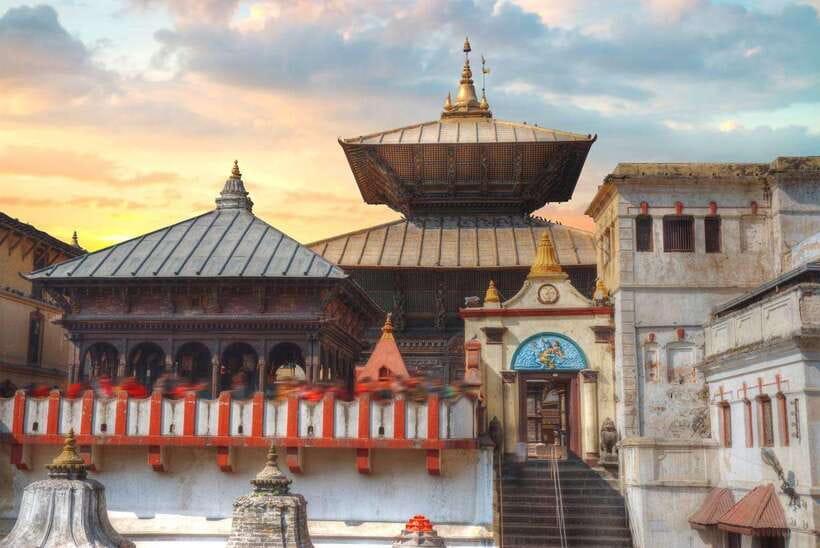 One Day Shivaratri Festival Tour in Kathmandu Nepal 2026 - Walking into a crowded festival