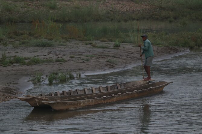 One Day Tour inside Chitwan National Park - What to pack and what to wear