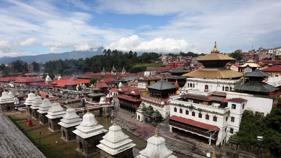 Pashupatinath: Evening tour of temple and Aarati ceremony - Practical considerations for comfort and respect