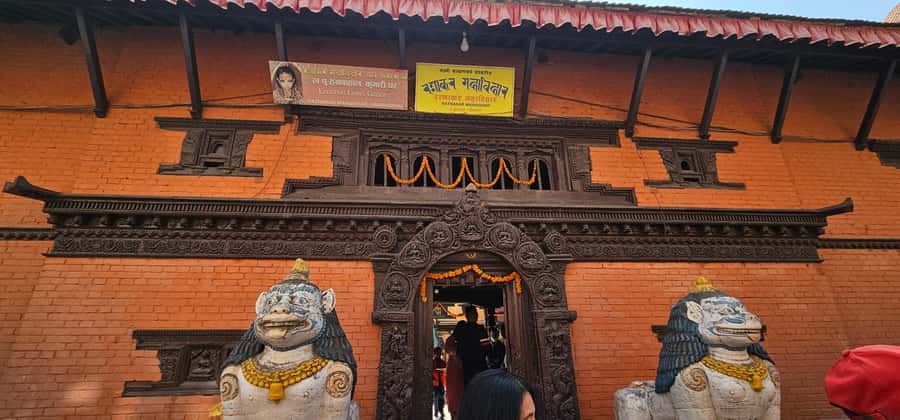 Patan and Bhaktapur City Full Day Tour - Why pair Patan and Bhaktapur in one day?
