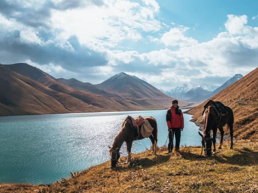 Pokhara: 1-Hour Horseback Ride with Hotel Pickup - Himalayan views and photo stops