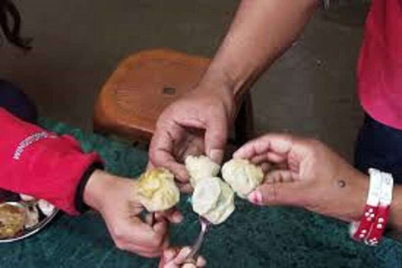 Pokhara: 3 Hour MoMo cooking class - Rolling wrappers and learning three folding styles