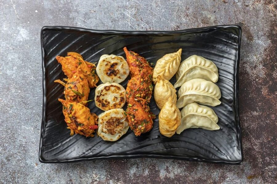 Pokhara: Guided Evening Walking Tour in Lakeside - Momo tasting, the flavorful finish