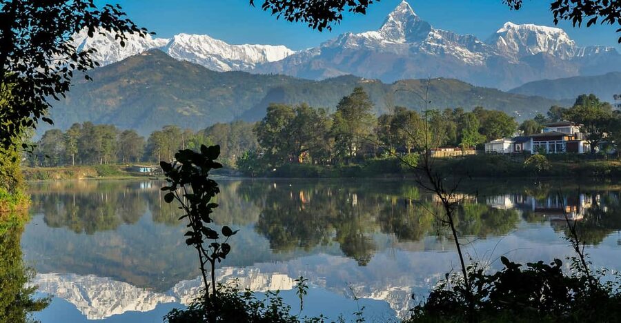 Pokhara: Guided Evening Walking Tour in Lakeside - Who will enjoy this Lakeside experience?