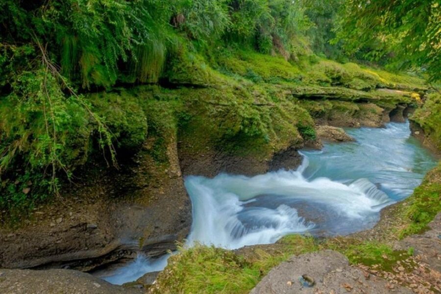 Pokhara: Pagoda, Waterfall & Cave – Private Short Trip - Devi’s Falls: dramatic, but season matters