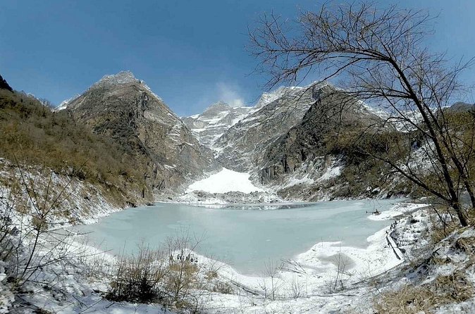 Pokhara Private Tour 3 Day Sikles Kapuche Glacier Lake Trek - What the $260 price really covers