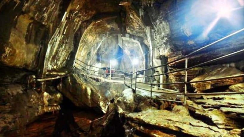 Pokhara: Sarangkot Sunrise And Private Full-Day Tour - Davis Falls and the underground route