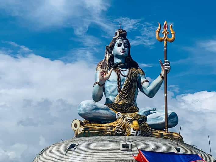Pokhara Sightseeing By Bus - Day Trip - Devi’s Fall and the force of moving water