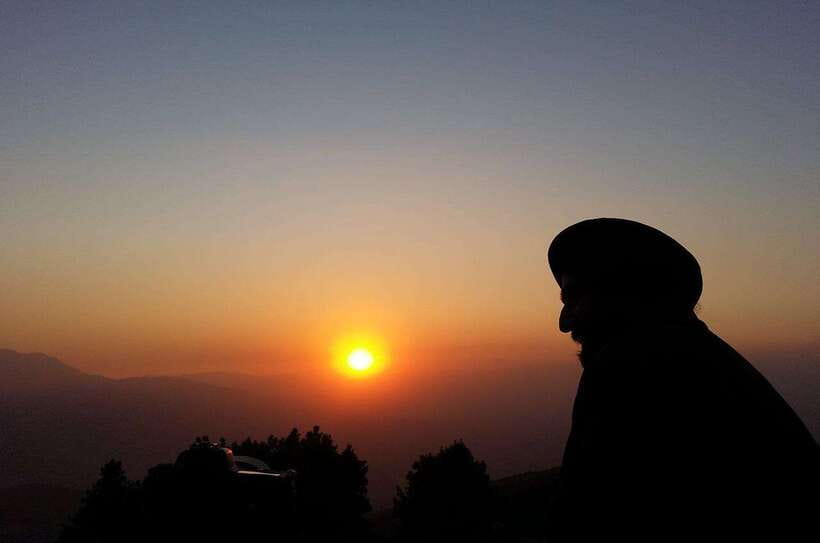 Pokhara: Sunrise & Private Day Tour on 7-Iconic Destinations - Timing, comfort, and who should book