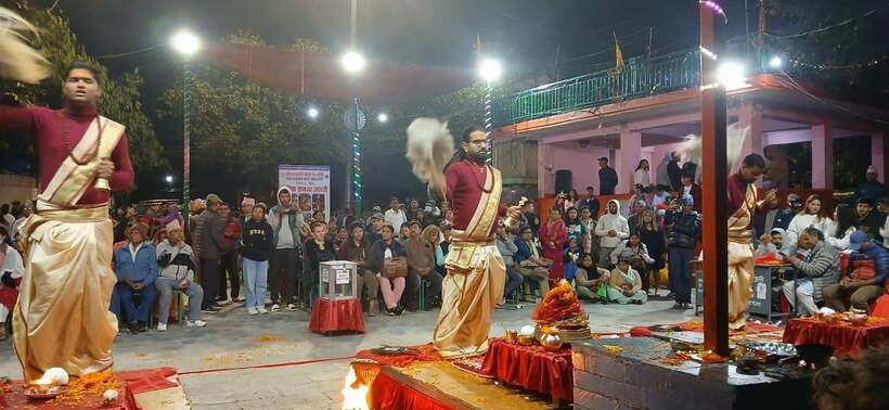 Pokhara: Tal Barahi Temple Aarati Ceremony with Hotel Pickup - What to bring and how to behave