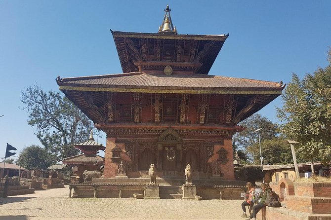 Private Day Tour in Kathmandu Valley Rim with Bhaktapur Sightseeing - Changu Narayan, a hilltop beginning