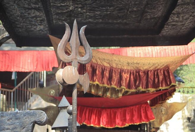 Private Tour of Kirtipur, Chobhar and Dakchhinkali Temple - Dakshinkali Temple and the importance of dress