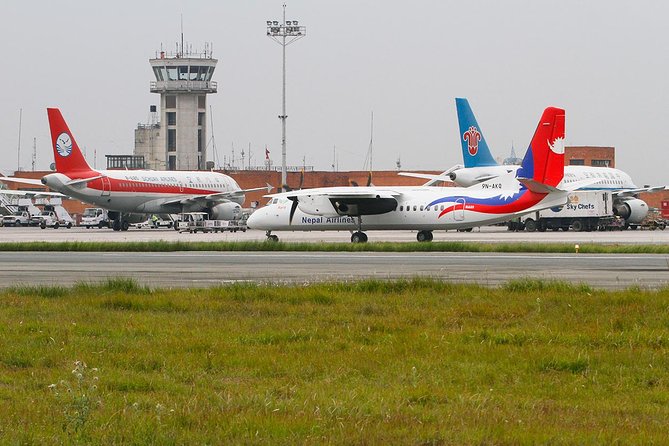 Private Transfer: Hotel to Kathmandu Airport Vehicle - What the one-hour private ride is like